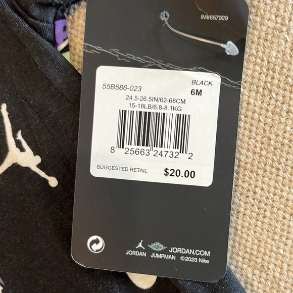 Jordan 6M Jump Man Onesie - Picture 4 of 5